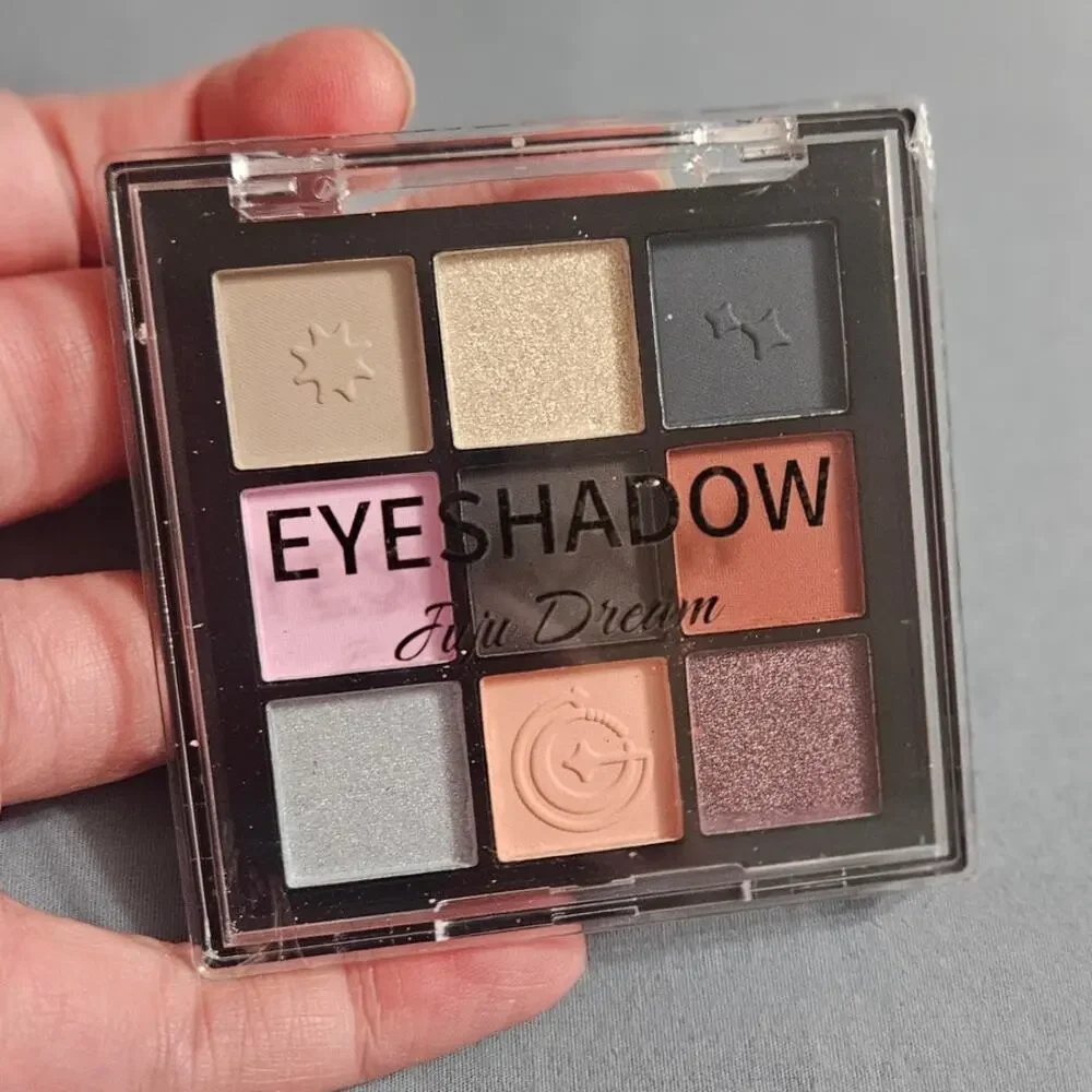 Juju Dream 9-Color Eyeshadow Palette Star Isle Fantasy Night NEW